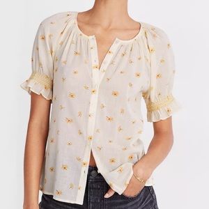 NWOT Madwell button down daisy smocked shirt